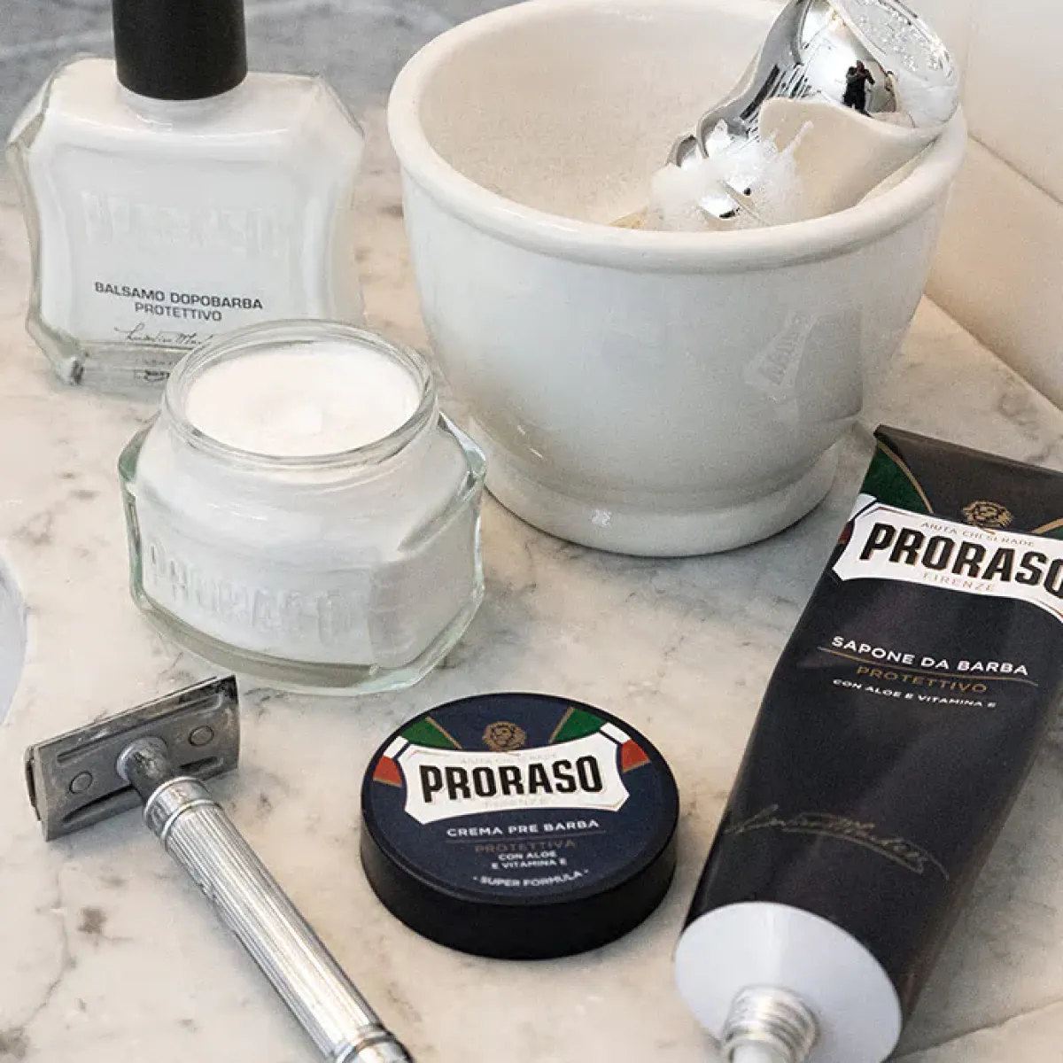 Proraso - Protective, linia Niebieska - Pianka do golenia 300ml